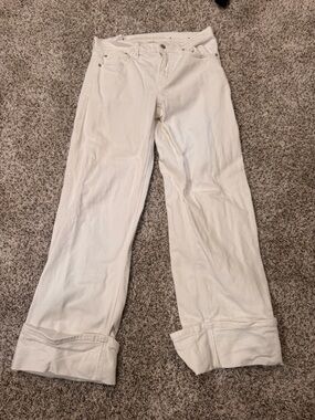 A&E White Wide-Leg Jeans - Classic Women's Jeans